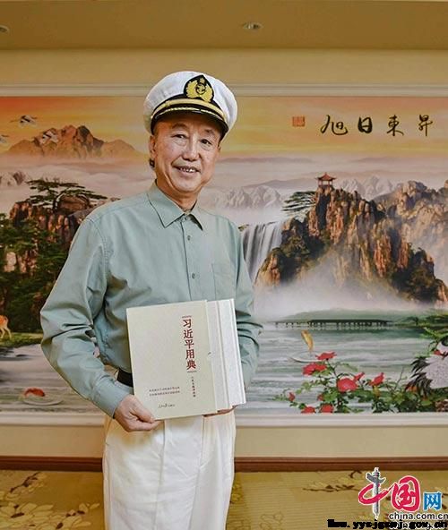 继续领航新时代 中国未来更美好——访香港华侨华人总商会荣誉会长施乃康